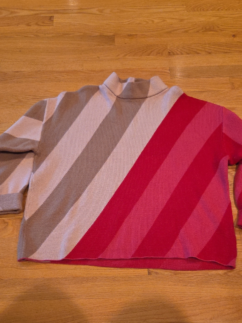 Liz Claiborne Diagonal Stripe Cowl Neck Sweater in Gray and Pink